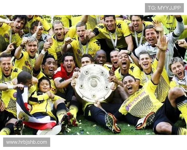 德甲首都球队的图片集锦及球迷文化全景展示